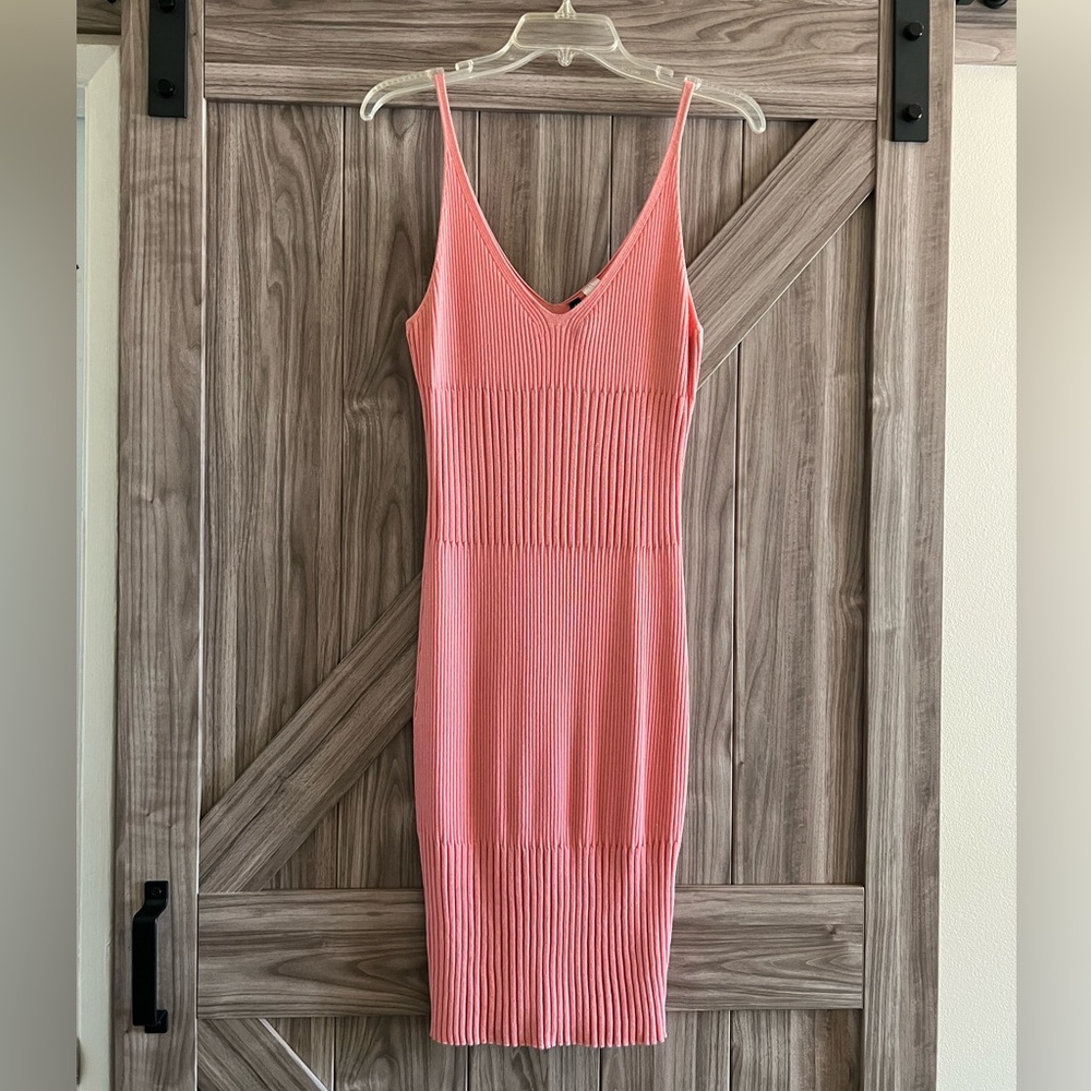 H&M Coral Ribbed Midi Dress